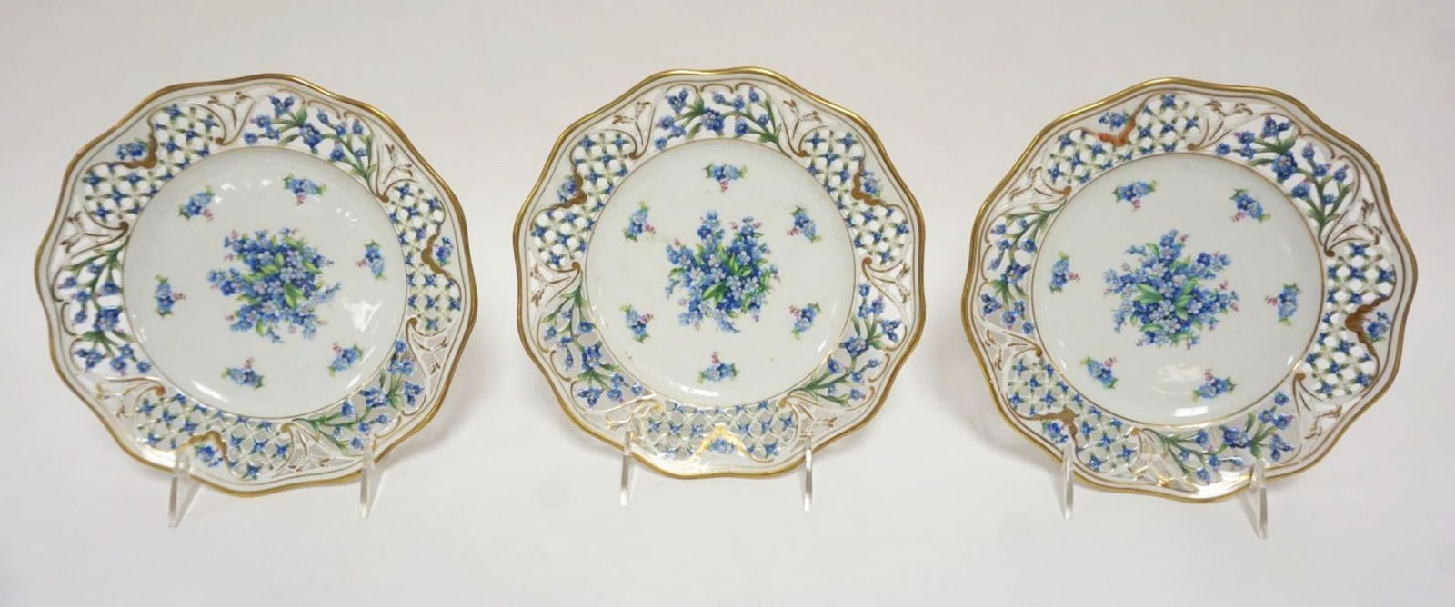 3 CHALET FORGET ME NOT PLATES BY SCHUMANN BAVARIA (1 of 5)