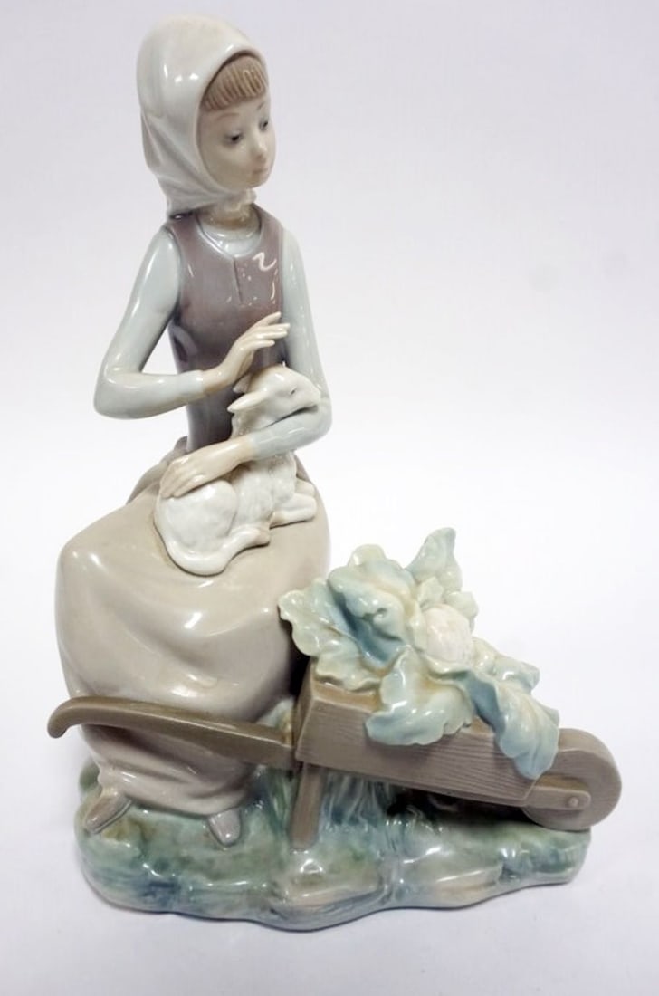 LLADRO PORCELAIN FIGURE: LLADRO PORCELAIN FIGURE *GIRL WITH WHEELBARROW AND LAMB* APPROXIMATELY 9 1/2 IN
