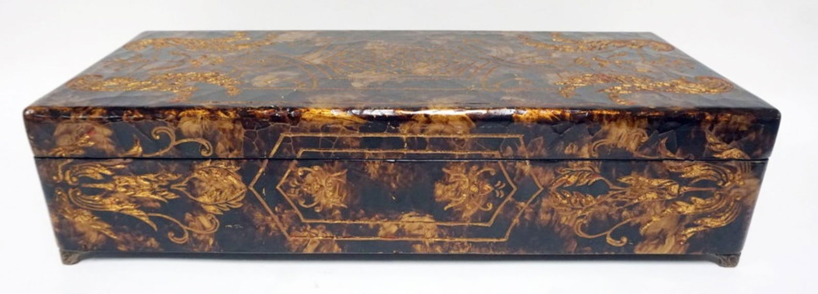 CONTEMPORARY LACQUERED BOX: CONTEMPORARY HINGED LACQUERED BOX, APPROXIMATELY 24 IN X 10 IN X 6 IN H