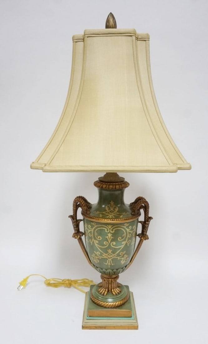 JOHN RICHARD TABLE LAMP (1 of 4)