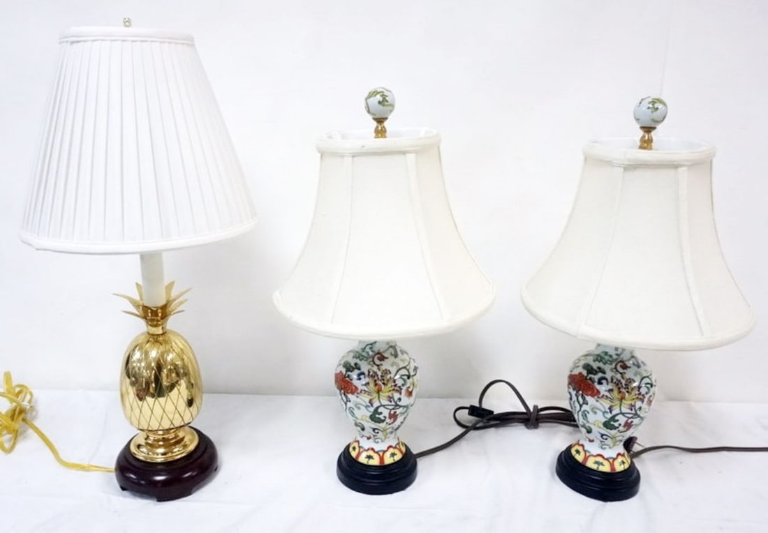 ASIAN STYLE PORCELAIN TABLE LAMPS: PAIR OF ASIAN STYLE PROCELAIN TABLE LAMPS ON WOOD BASE AND BRASS PINAPPLE LAMP, TALLEST APPROXIMATELY 23 IN H