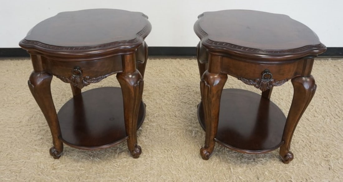 MAHOGANY LAMP TABLES: PAIR OF MAHOGANY 1 DRAWER LAMP TABLES, EACH APPROXIMATELY 23 IN X 28 IN X 25 IN H