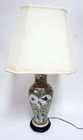 ASIAN PORCELAIN LAMP