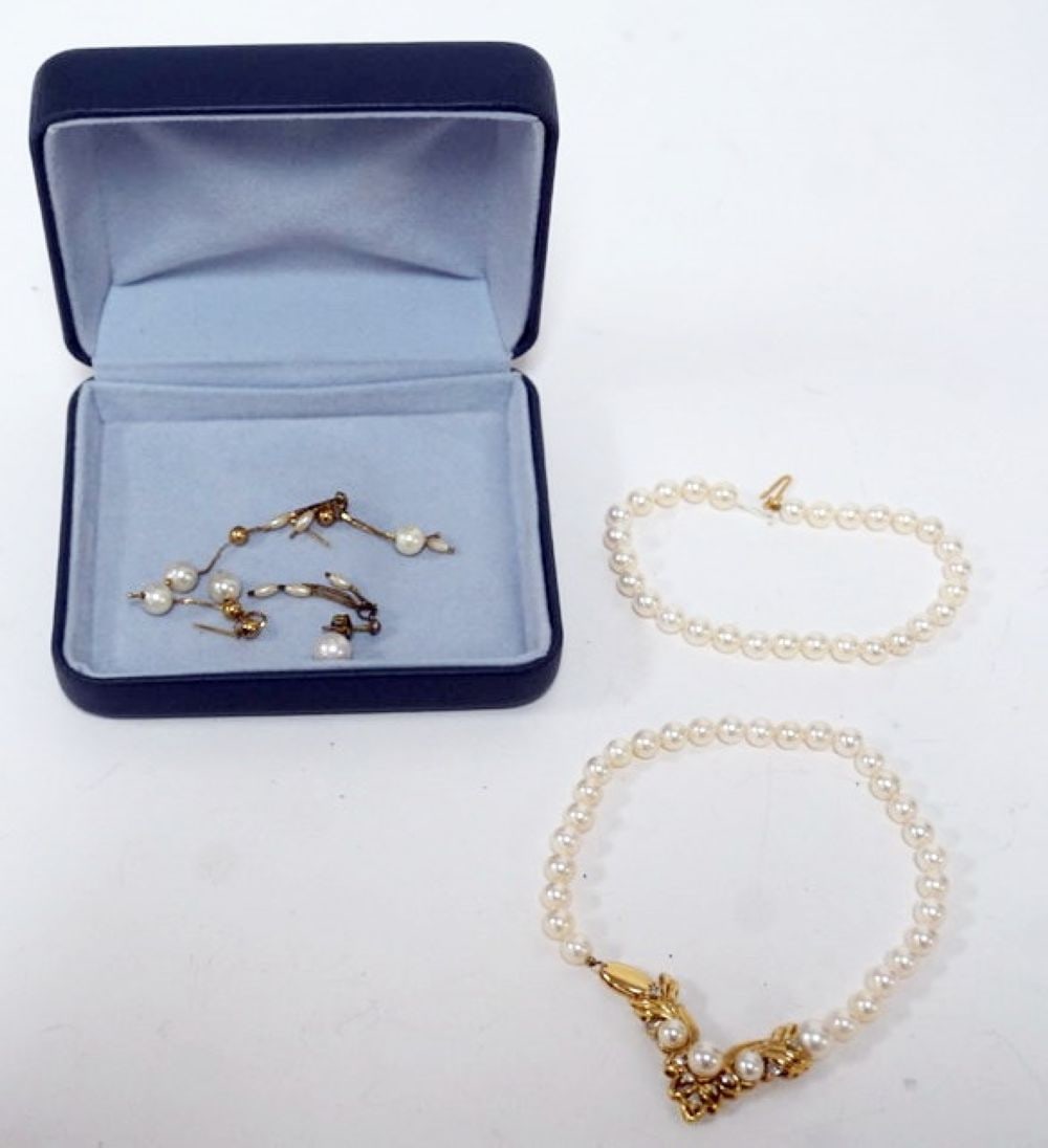14K GOLD RP PEARL NECKLACE AND EARRINGS: 14K GOLD RP PEARL NECKLACE AS FOUND AND PEARL EARRINGS