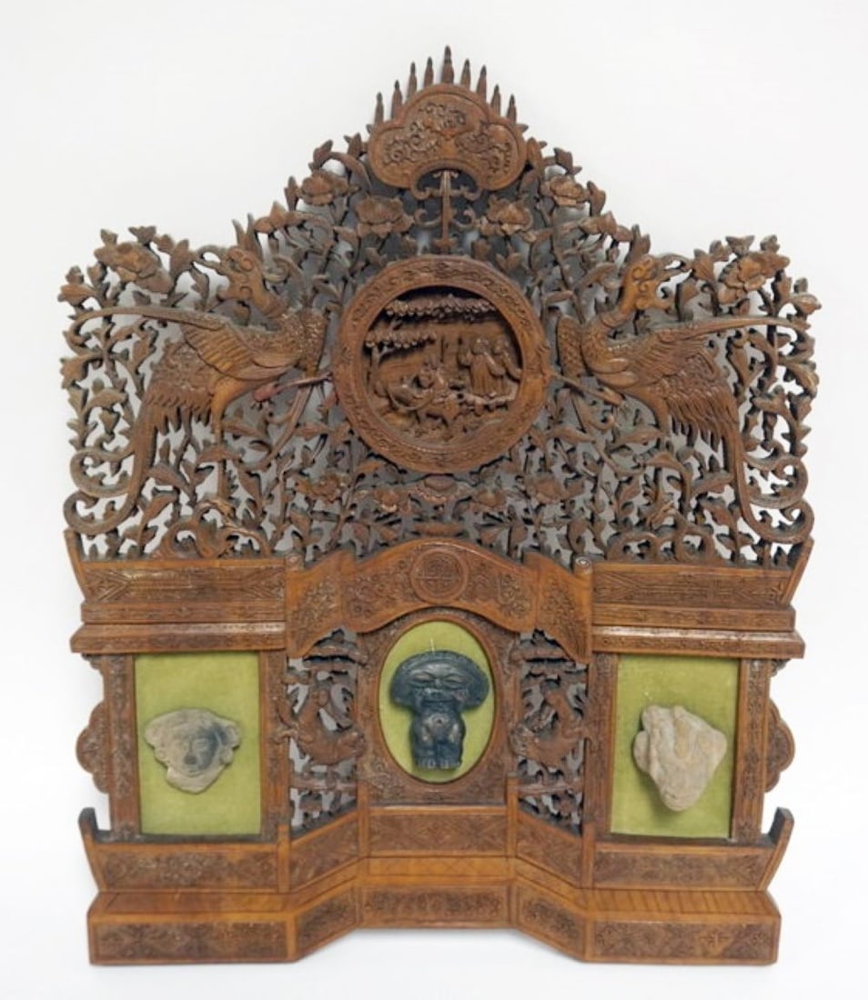 ASIAN WOOD CARVED FRET WORK PANEL: ASIAN WOOD CARVED FRET WORK PANEL W/CARVED STONE IMAGES, APPROXIMATELY 13 IN X 17 IN HIGH
