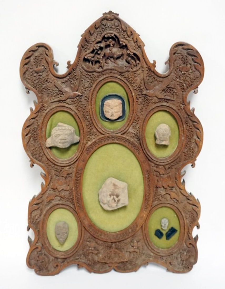 ASIAN WOOD CARVED FRET WORK PANEL: ASIAN WOOD CARVED FRET WORK PANEL W/CARVED STONE IMAGES, APPROXIMATELY 12 IN X 18 IN HIGH