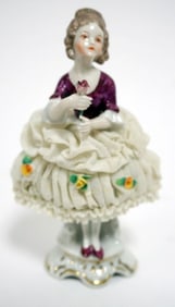 DRESDEN LACE FIGURE