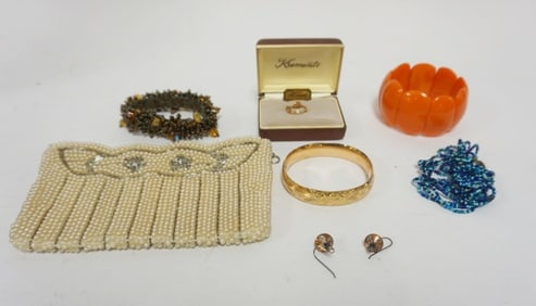 ASSORTED WOMENS JEWELRY
