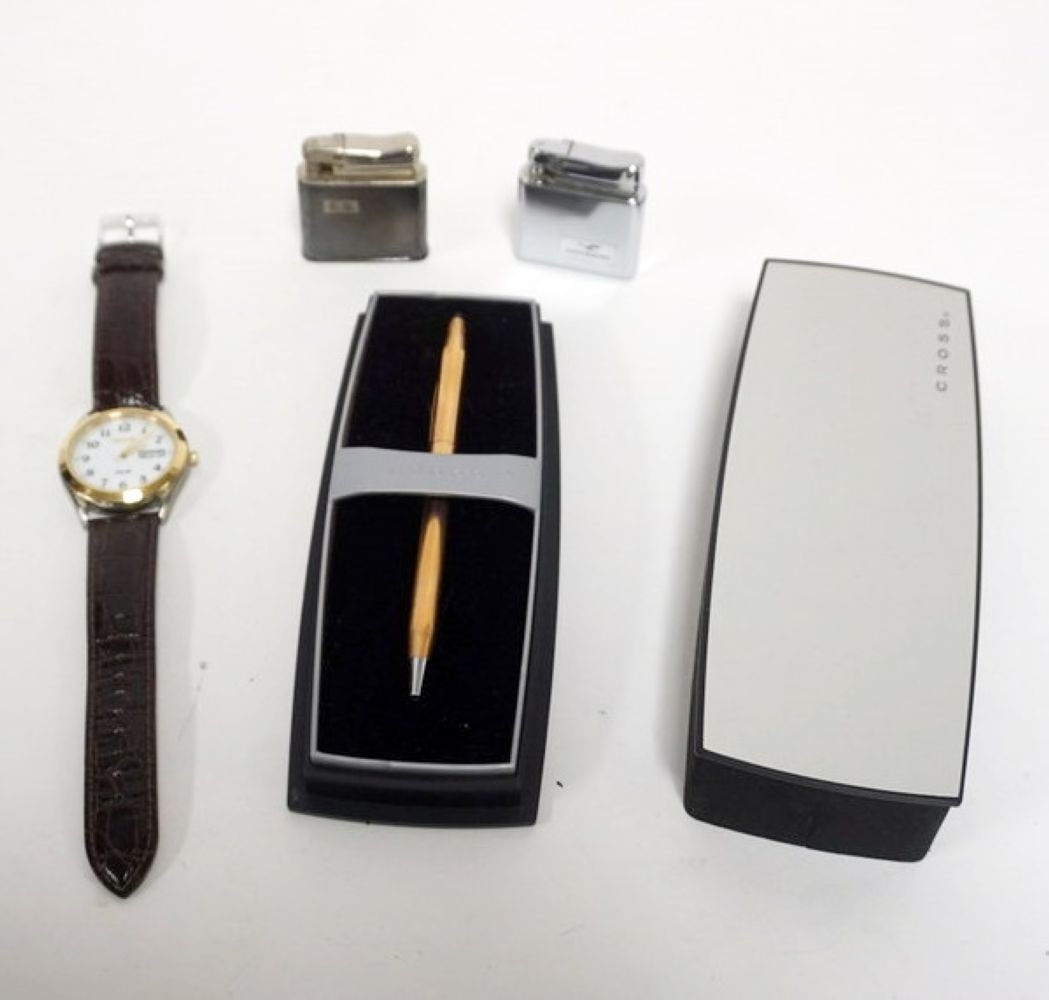 WATCH, PEN, ANDGERMAN LIGHTERS (1 of 3)