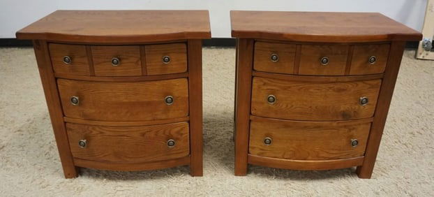 PAIR OF OAK 3 DRAWER BEDSIDE STANDS