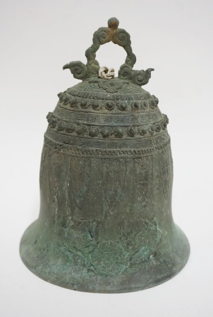 BRONZE TEMPLE BELL (1 of 5)