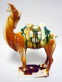CHINESE POTTERY HORSE