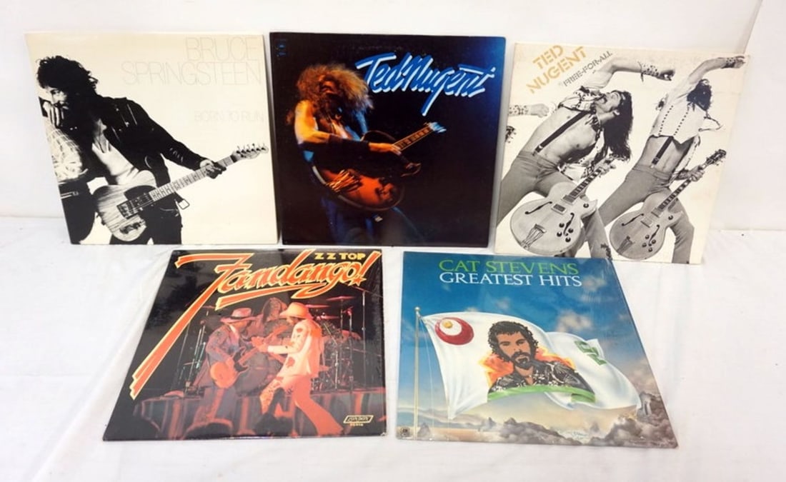 VINTAGE VINYL RECORD ALBUMS (1 of 2)