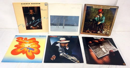 VINTAGE VINYL RECORD ALBUMS