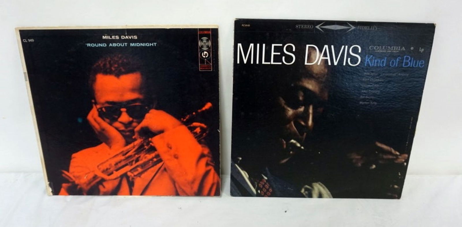 VINTAGE VINYL RECORD ALBUMS (1 of 2)