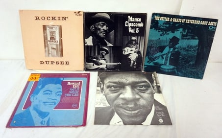 VINTAGE VINYL RECORD ALBUMS