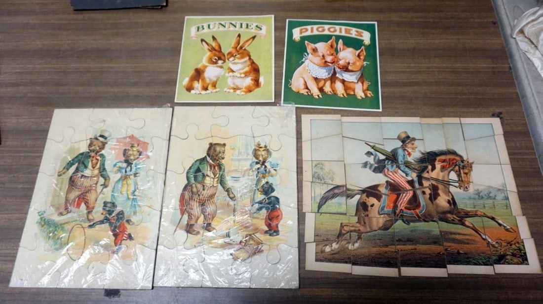 ANTIQUE CHILDRENS BOOKS AND PUZZLES (1 of 5)