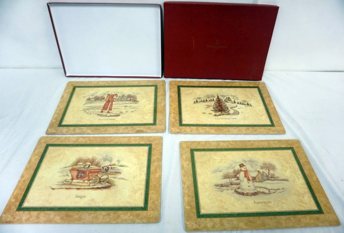 VILLEROY & BOCH CHRISTMAS PLACE MATS: VILLEROY & BOCH CHRISTMAS PLACE MATS, EACH APPROXIMATELY 11 1/4 IN X 16 IN IN ORIGINAL BOX