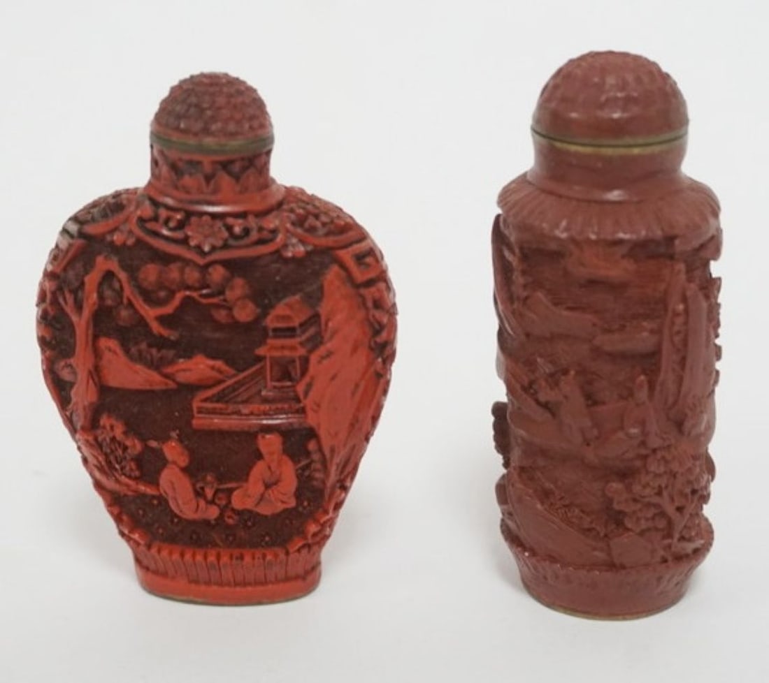 CHINESE CARVED SNUFF BOTTLES (1 of 8)