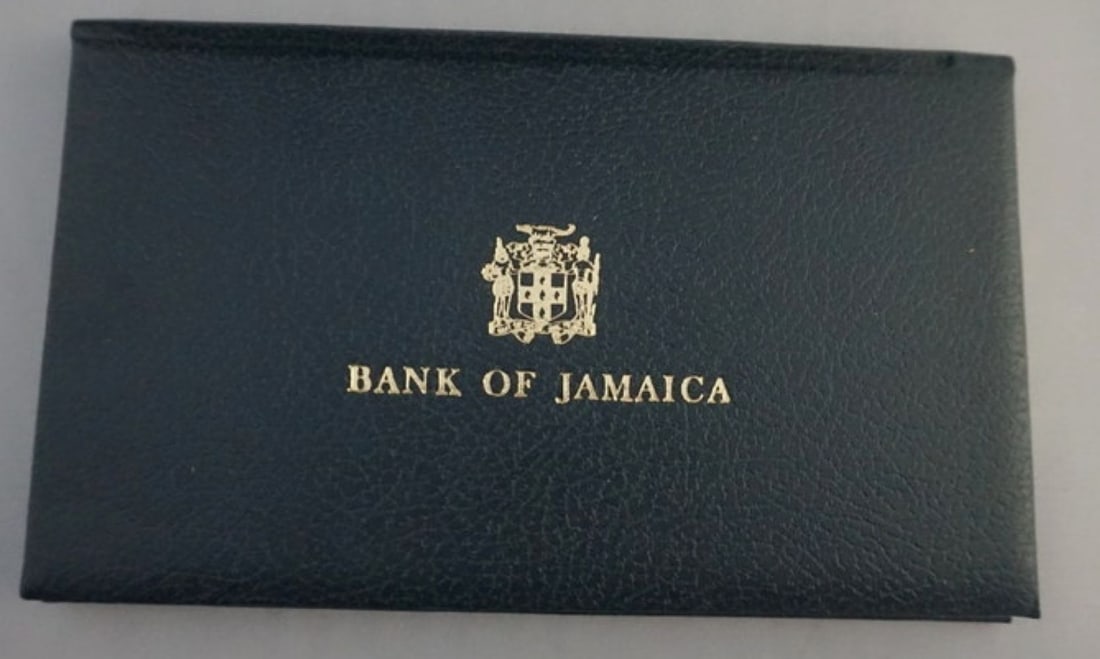 1977 BANK OF JAMAICA BANK NOTES (1 of 6)