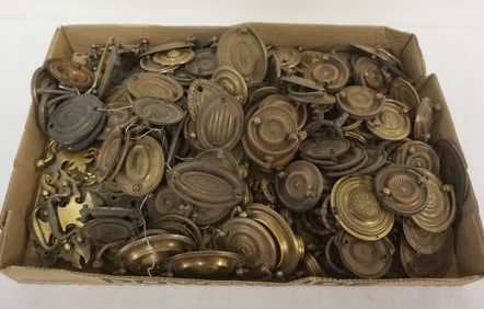 LARGE SELECTION OF VINTAGE HARDWARE