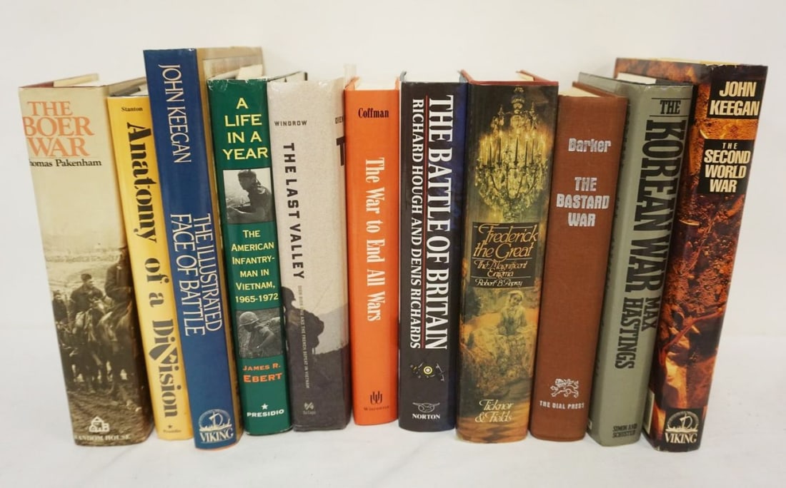 GROUP OF ASSORTED MILITARY BOOKS (1 of 4)