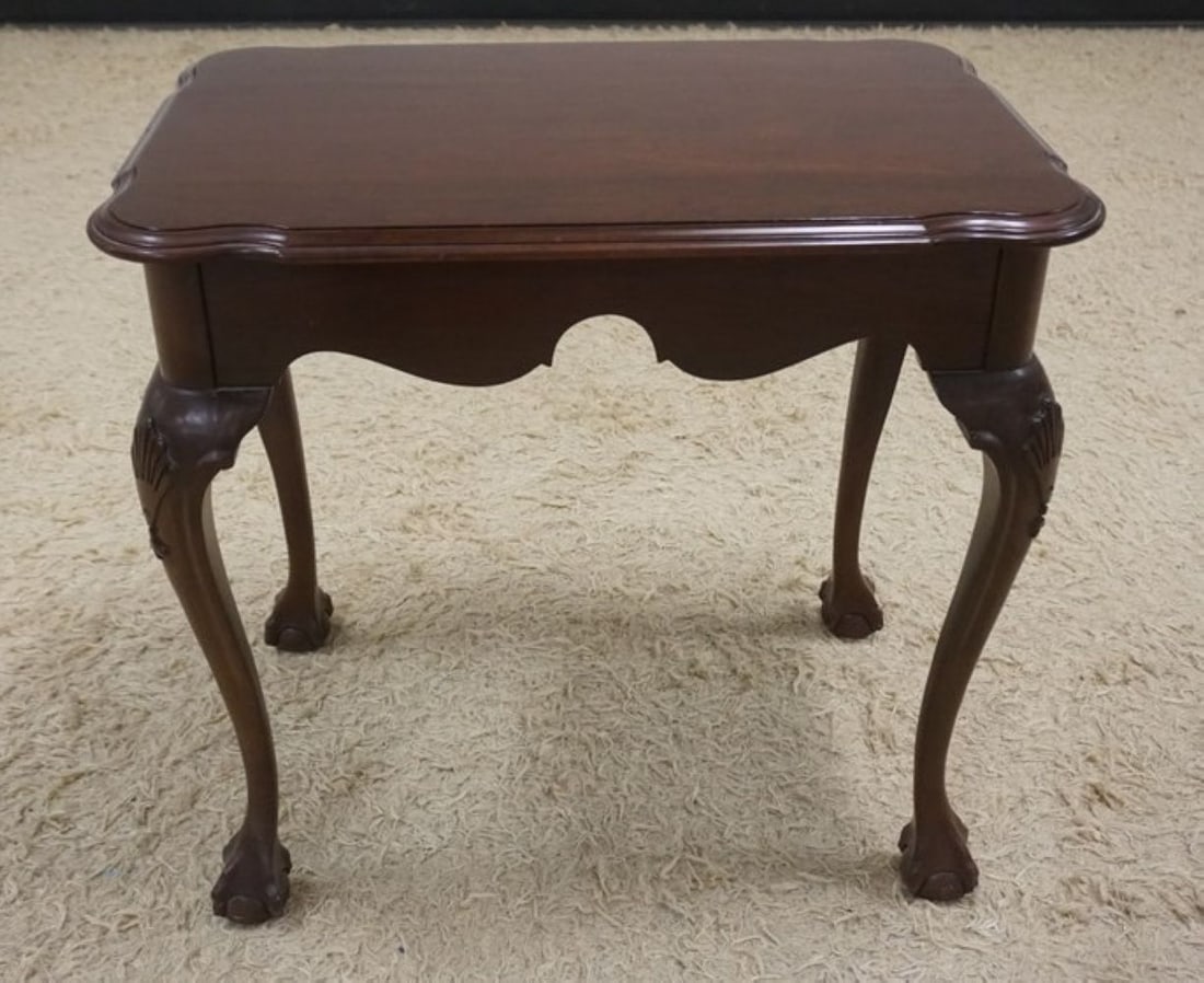 ETHAN ALLEN GEORGIAN COURT CHERRY TABLE (1 of 5)