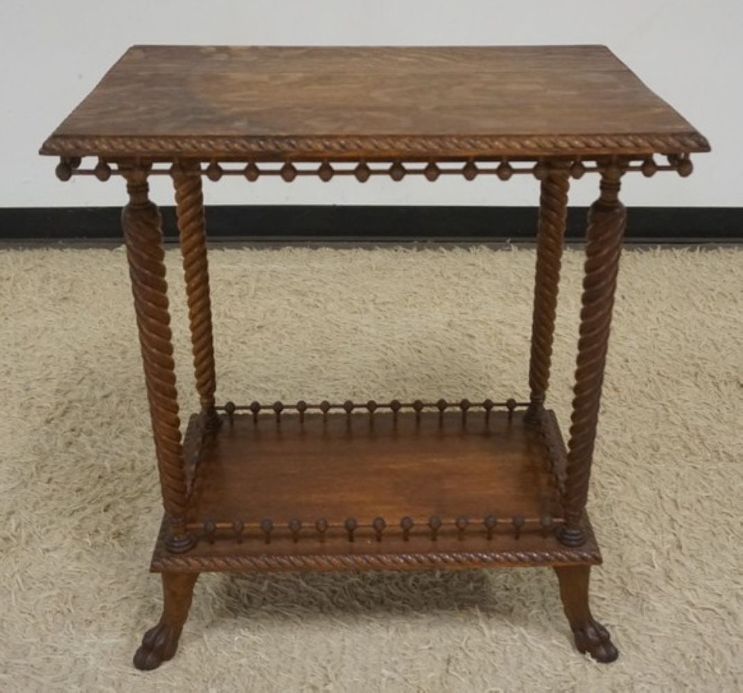 PETITE ANTIQUE OAK LAMP TABLE (1 of 5)