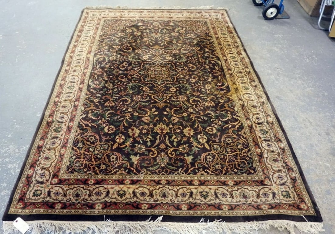 PERSIAN STYLE RUG: PERSIAN STYLE RUG, APPROXIMATELY 6 FT X 9 FT
