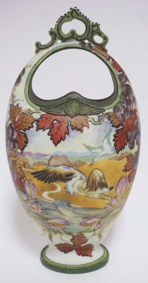 HAND PAINTED NIPPON VASE (1 of 6)