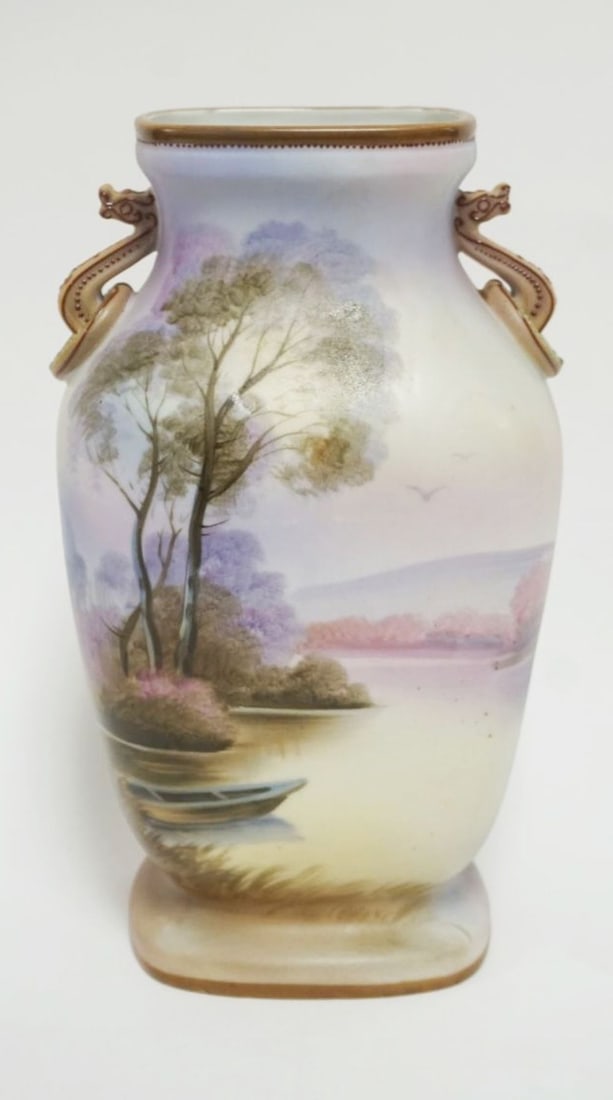 HAND PAINTED NIPPON VASE (1 of 6)