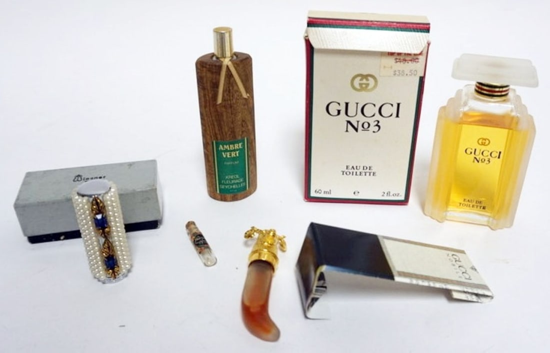 ASSORTED WOMENS FRAGRANCES (1 of 4)