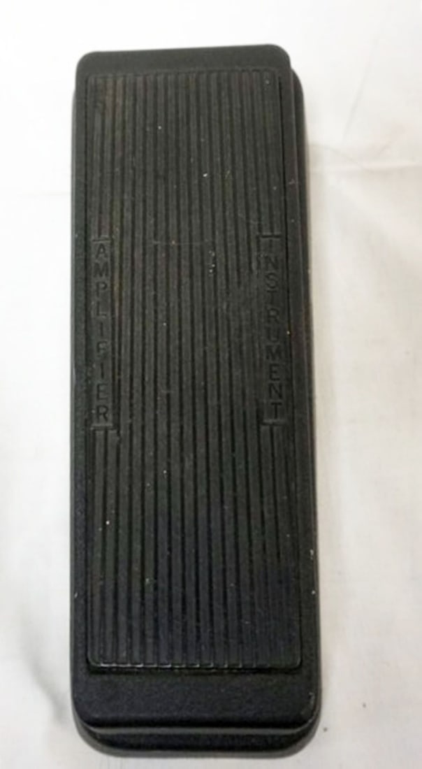 DUNLAP CRYBABY CLASSIC PEDEAL: DUNLAP CRYBABY CLASSIC WAH PEDAL