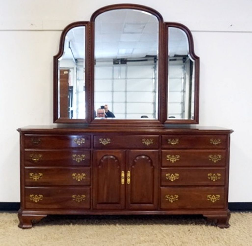ETHAN ALLEN CHERRY CHEST WITH TRIPLE MIRROR: ETHAN ALLEN CHERRY CHEST WITH TRIPLE BEVELED MIRROR, REEDED CHAMFERD SIDES, APPROXIMATELY 75 IN X 21 IN X 82 IN H