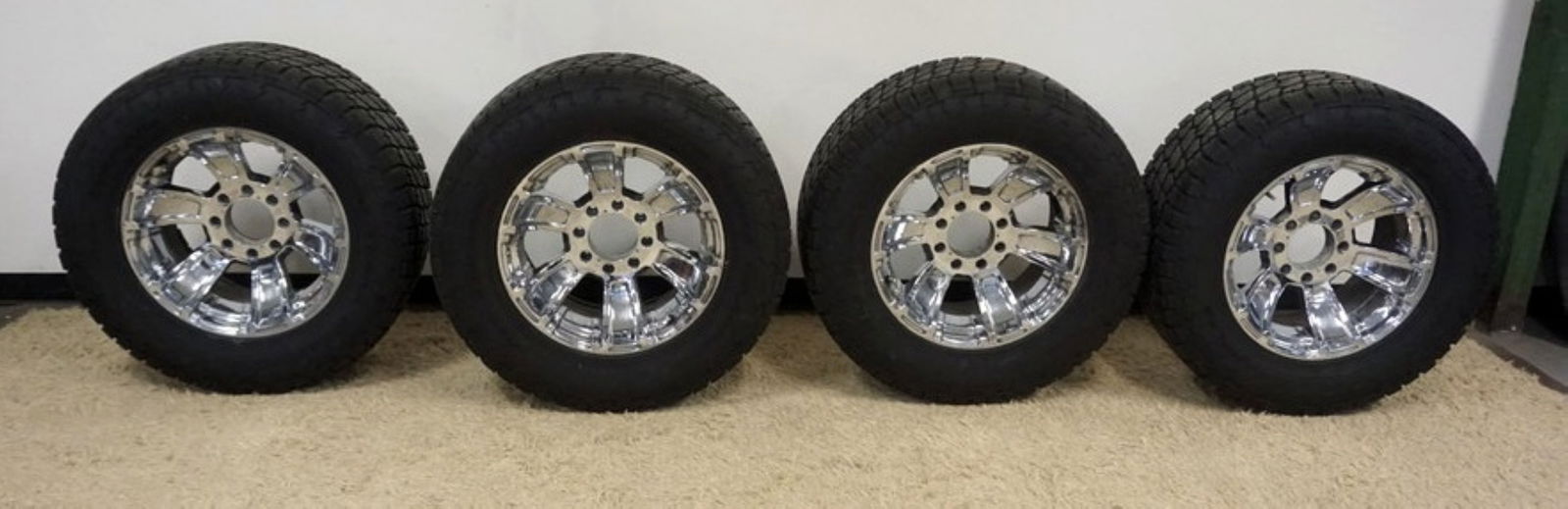 CHROME TRUCK RIMS AND TIRES (1 of 7)