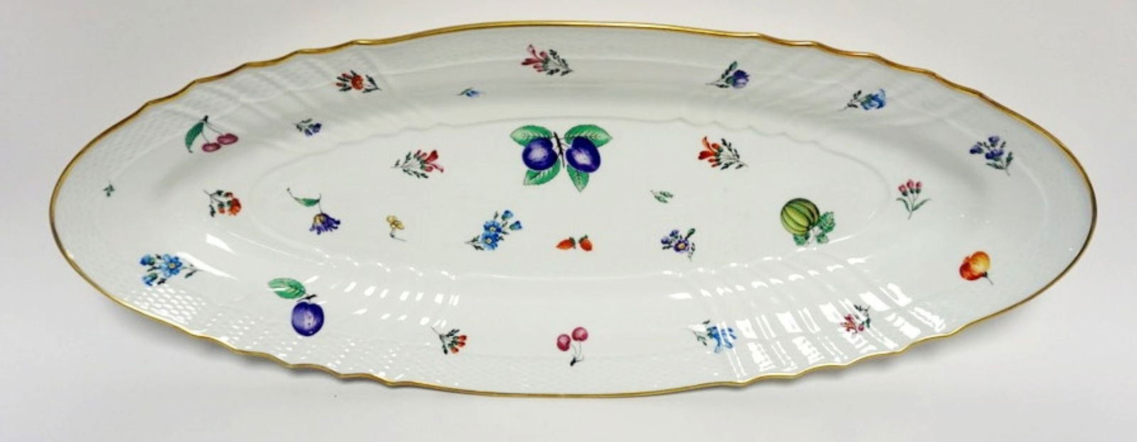 RICHARD GINORI PORCELAIN PLATTER (1 of 3)