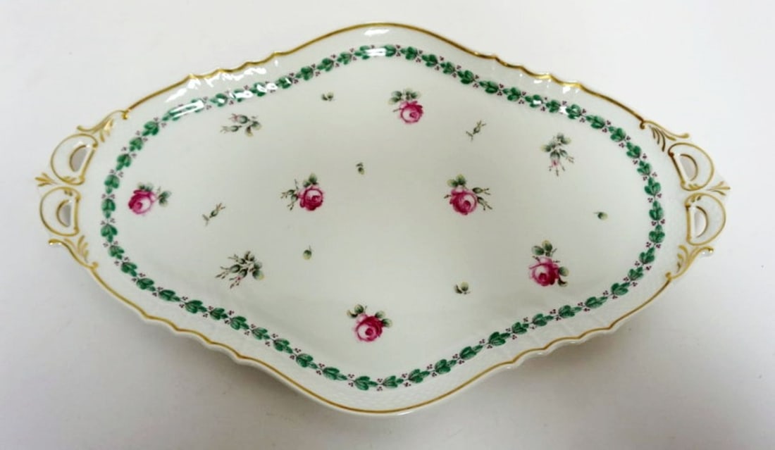 RICHARD GINORI ROSE PORCELAIN TRAY (1 of 3)