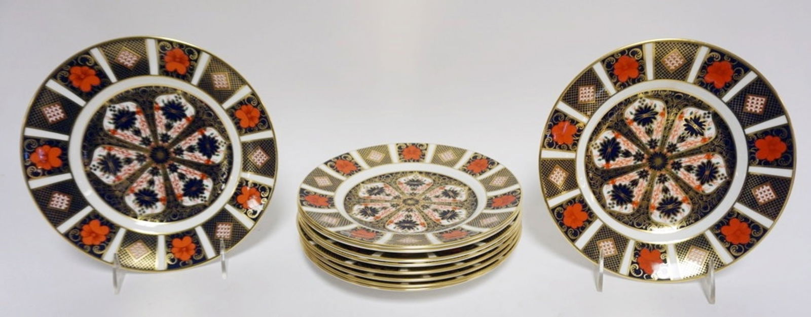 ROYAL CROWN DERBY IMARI 1128 PLATES (1 of 4)