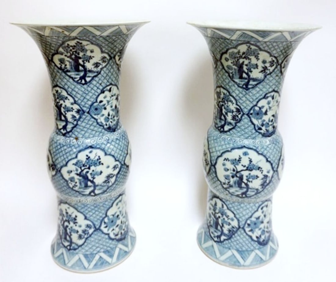 PAIR BLUE AND WHITE ASIAN VASES (1 of 6)