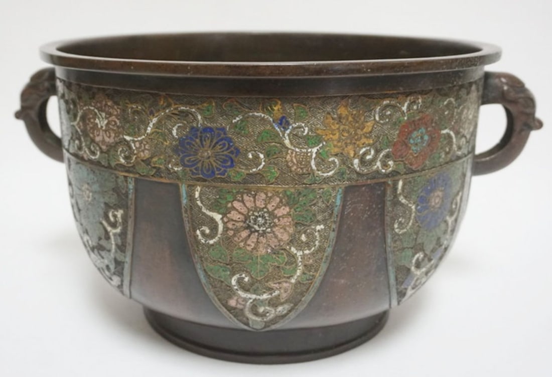 CLOISONNE BRONZE DOUBLE HANDLE POT (1 of 8)