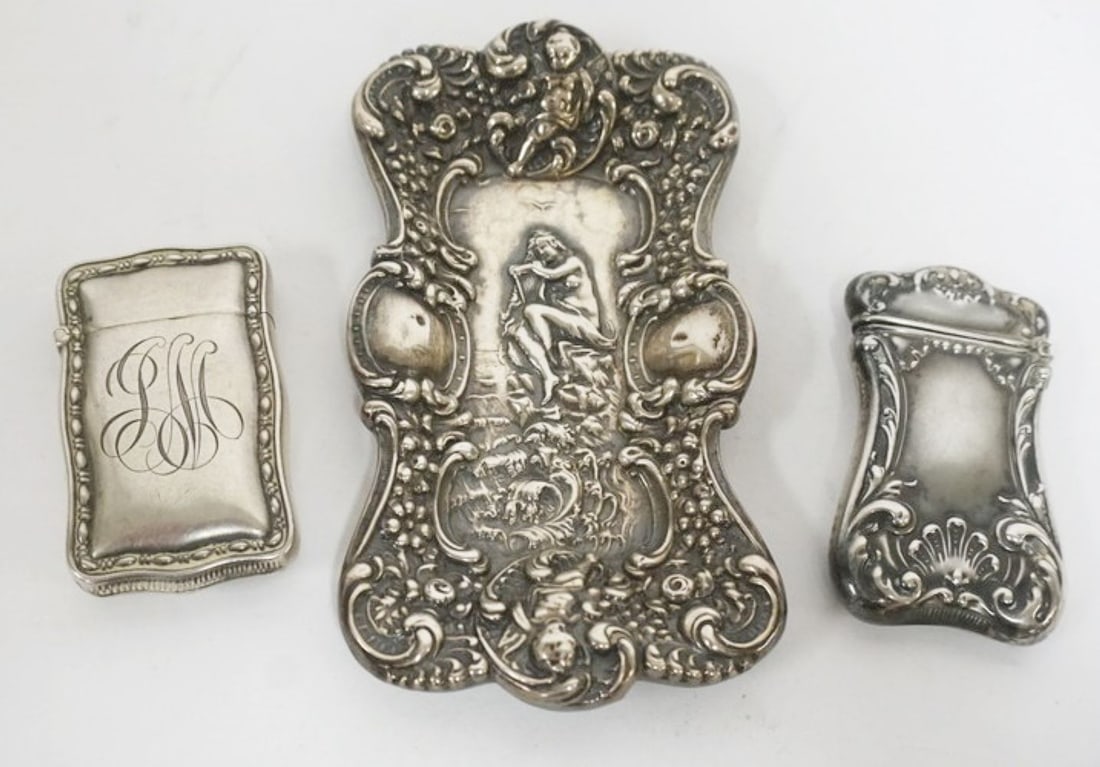 STERLING SILVER MATCH SAFES, TRAY: 2 STERLING SILVER MATCH SAFES AND STERLING REPOUSSE TRAY, 2.1 OZT