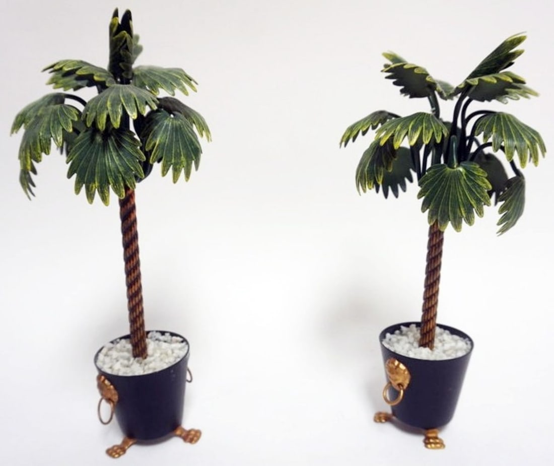 MINIATURE METAL POTTED PALM TREES: PAIR OF MINIATUE METAL POTTED PALM TREES, EACH APPROXIMATELY 11 IN H