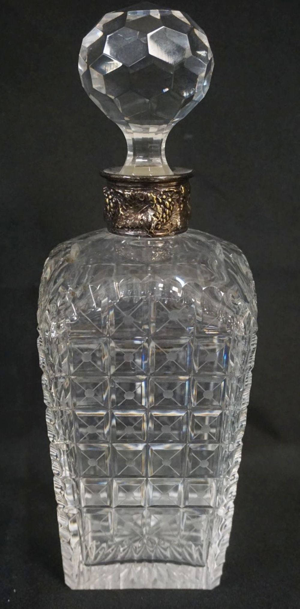 CUT CRYSTAL DECANTOR (1 of 5)