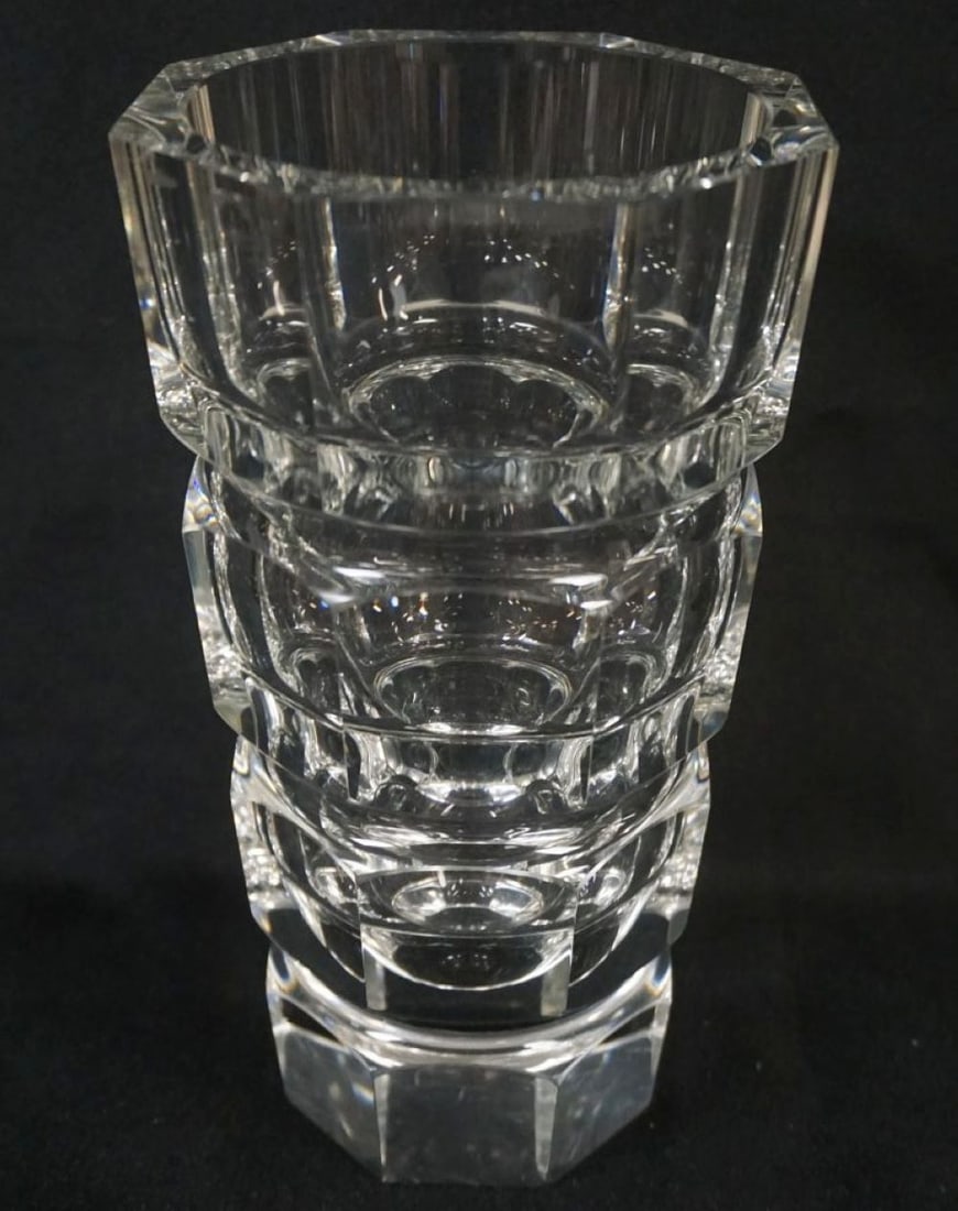 LARGE CRYSTAL MOSER JOSEF HOFFMAN VASE (1 of 4)