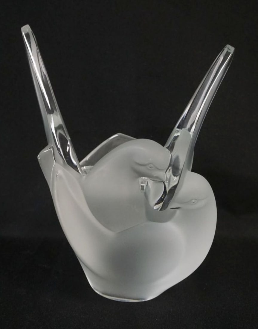 LALIQUE FRANCE FROSTED *SYLVIE* VASE (1 of 9)