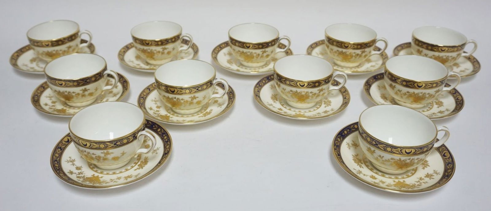 MINTON *DYNASTY* BONE CHINA (1 of 6)