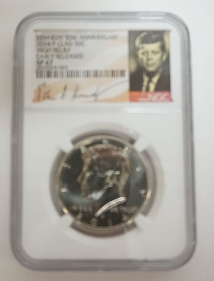 KENNEDY 50 CENT SILVER HALF DOLLAR (1 of 3)