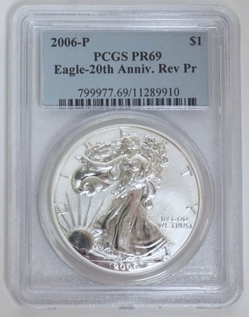 EAGLE 20TH ANNIVERSARY SILVER DOLLAR (1 of 3)