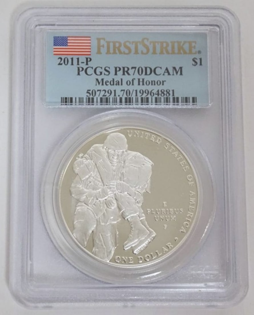 MEDAL OF HONOR COMMEMORATIVE SILVER DOLLAR (1 of 3)