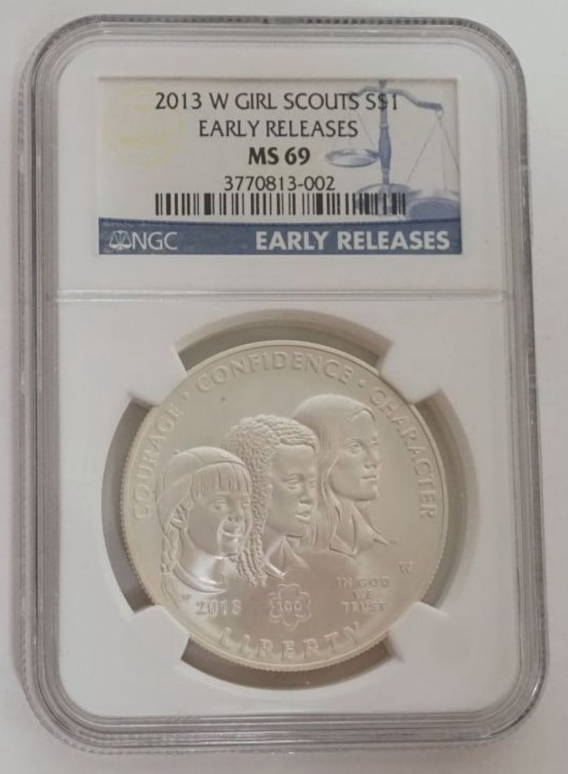 GIRL SCOUTS OF AMERICA COMMEMORATIVE SILVER DOLLAR (1 of 3)